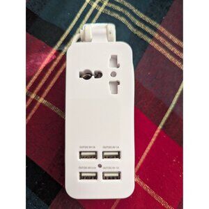 Portable ETpocket 4-Port USB Charging Station With Universal Power Socket